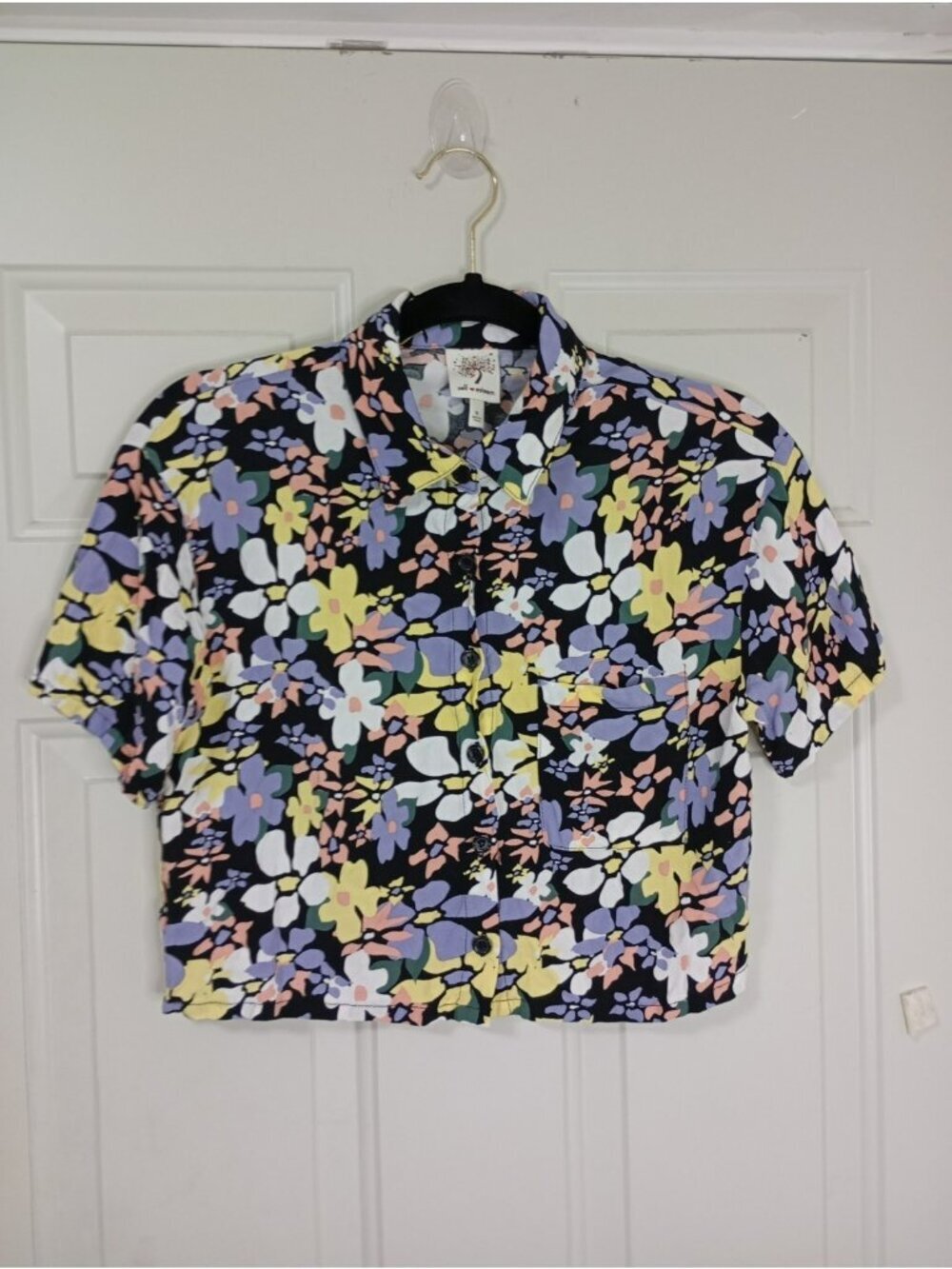 Self Esteem Colorful Checkered Short Sleeve Button Up Top-Size Small Womens
